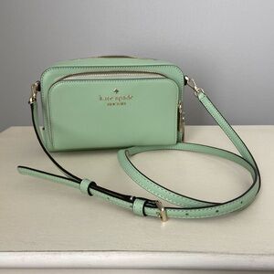 Staci dual zip around